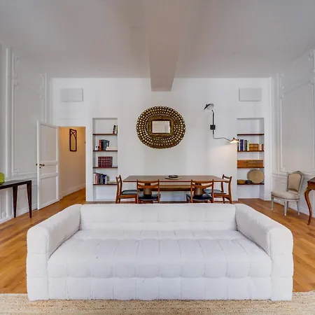 Le Tresor - Appt Dans Le Triangle Dor De Appartement